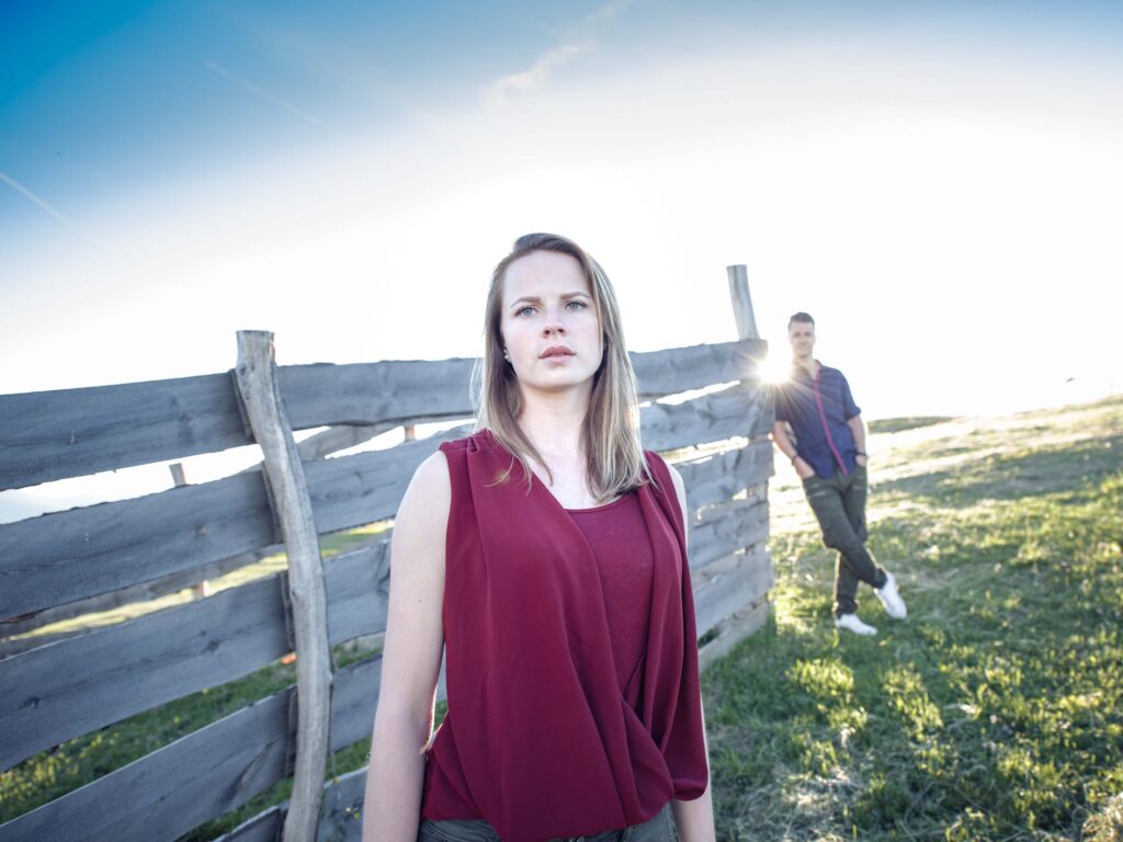 Portraitshooting - Pärchenshooting on location am Alten Almhaus- Outdoorshooting