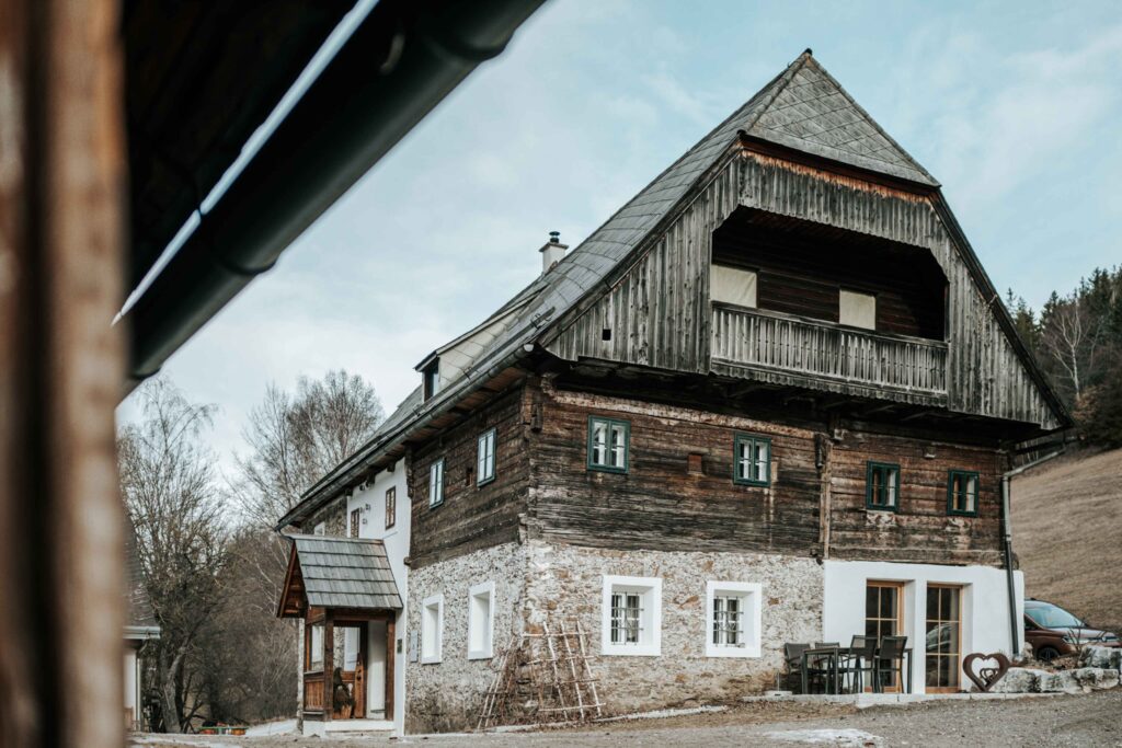 Werbefotografie Adelwöhrer - Architekturaufnahme des alten Bauernhauses