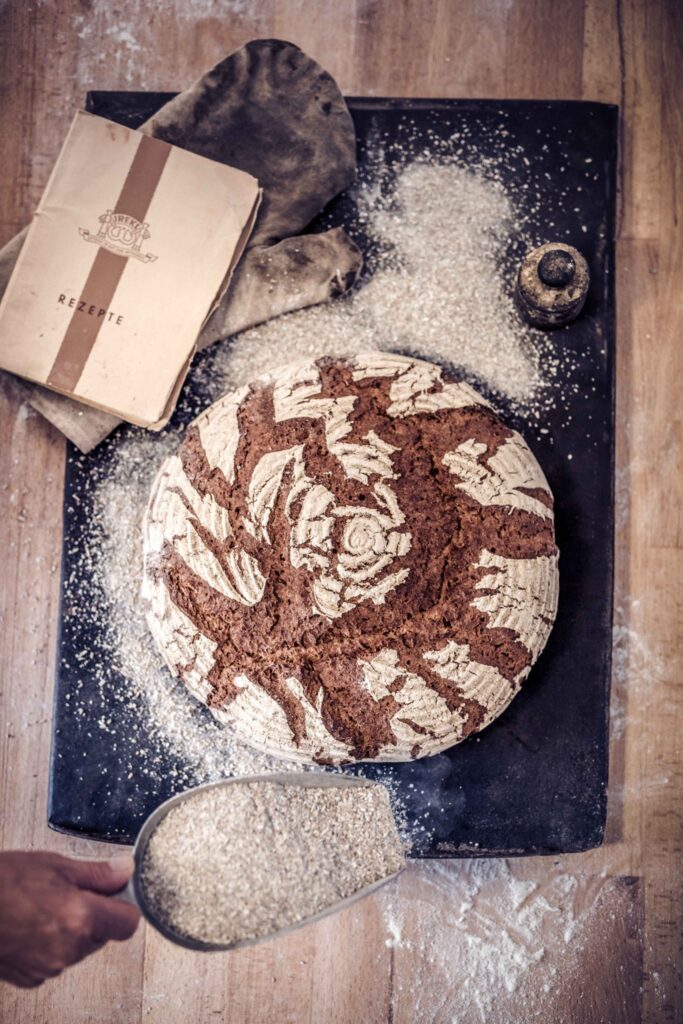 Werbefotografie Bäckerei & Konditorei Jechart in Edelschrott - Porudktaufnahme von Brot