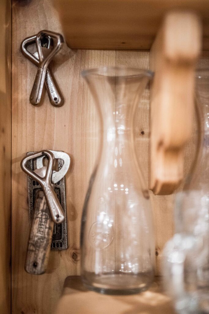 Werbefotografie Gasthaus Hofmann - Produktaufnahme von Flaschenöffnern