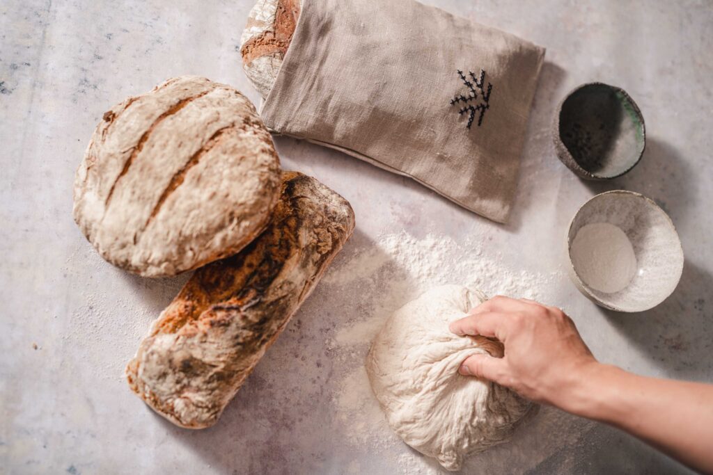 Werbefotografie - Michaelerhof - Detailaufnahme von Brot und Brotteig