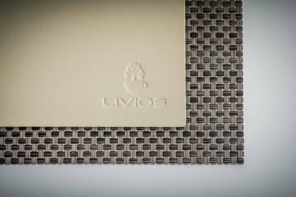 Werbeaufnahme für das Geschäft/Cafe Livios - Detailaufnahme des Logos von Livios