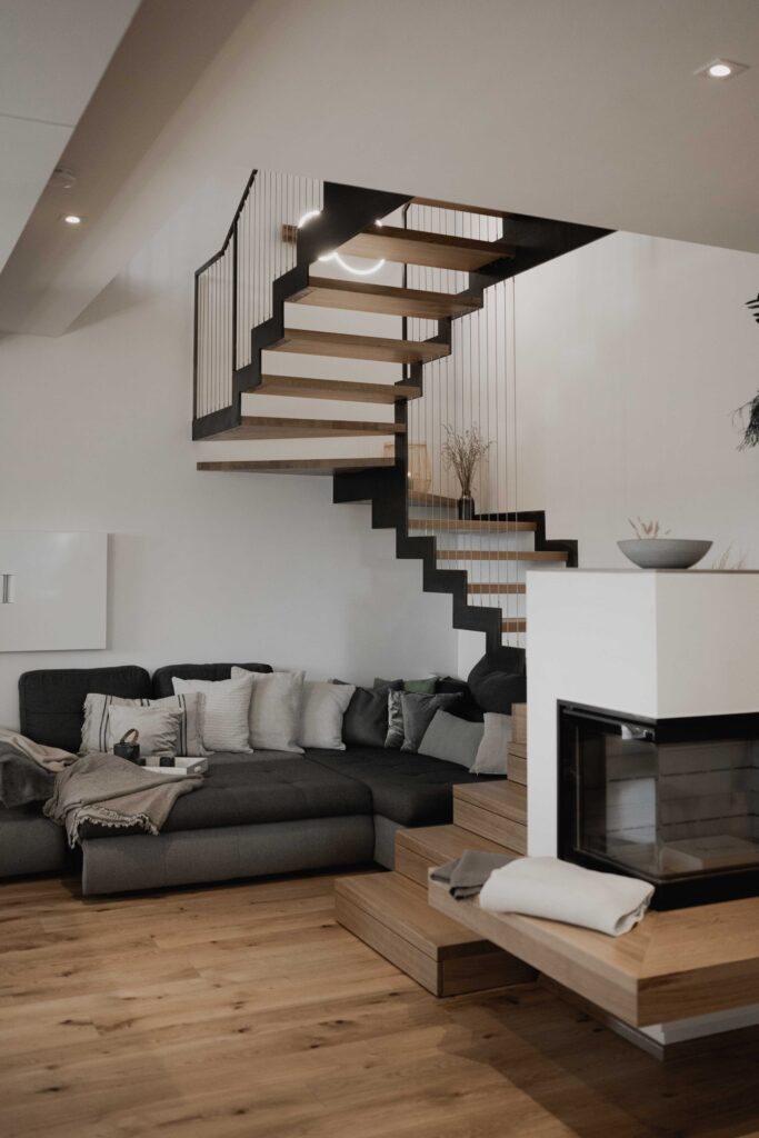 Architekturfotografie - STK - Interieur- Stiege im Wohnzimmer