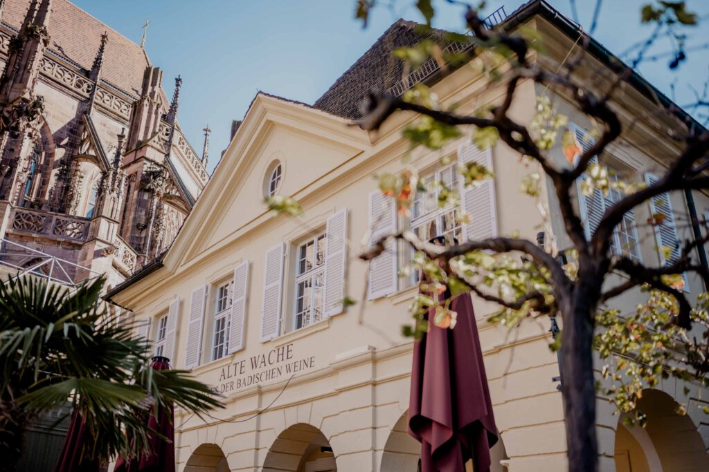Werbefotografie Alte Wache in Freiburg - Architekturaufnahme von Außen