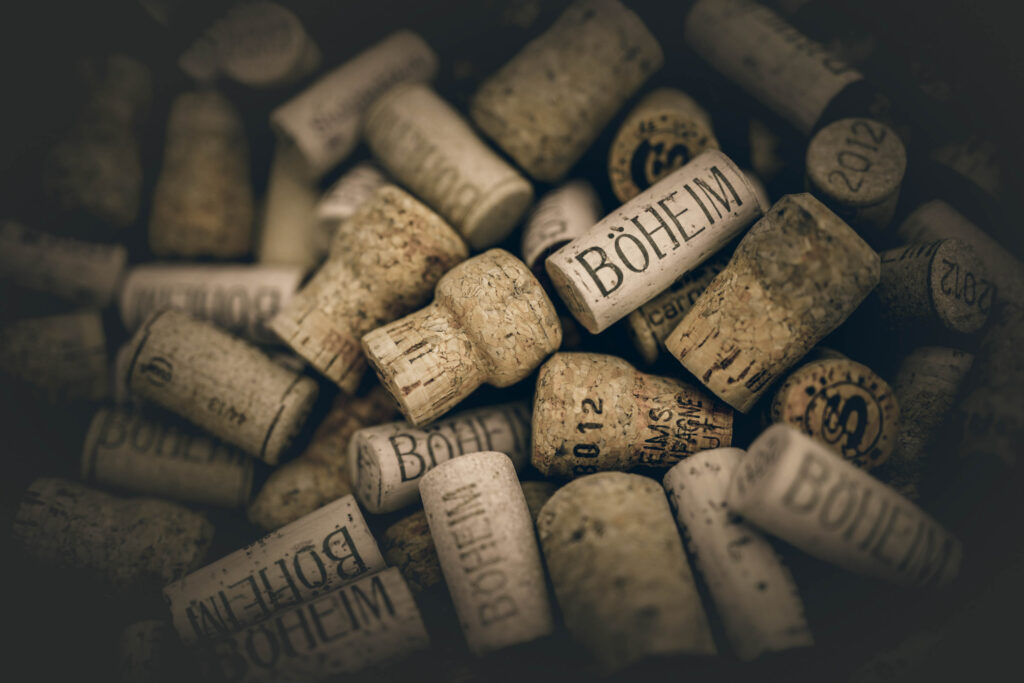 Detailaufnahme von mehrern Korken des Weingut Böheim